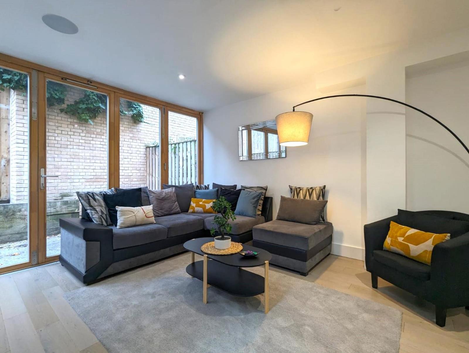 Luxurious & Modern Townhouse In Hammersmith Apartamento Londres Exterior foto