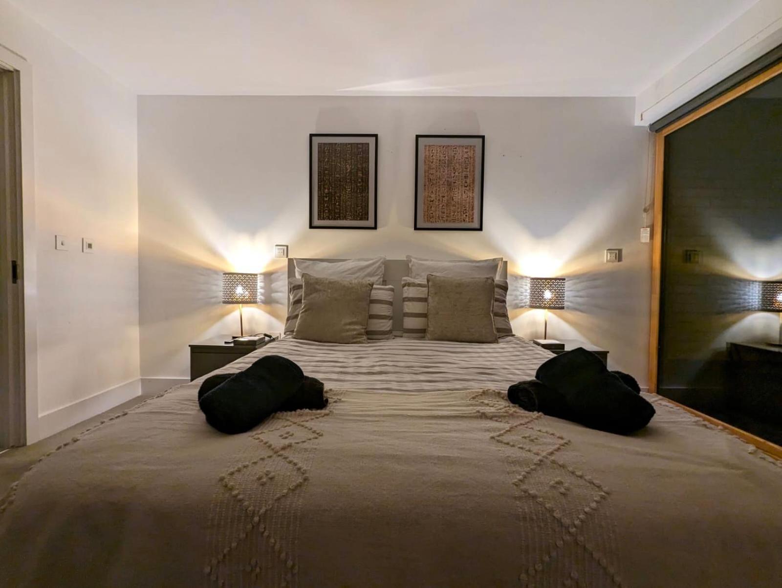 Luxurious & Modern Townhouse In Hammersmith Apartamento Londres Exterior foto
